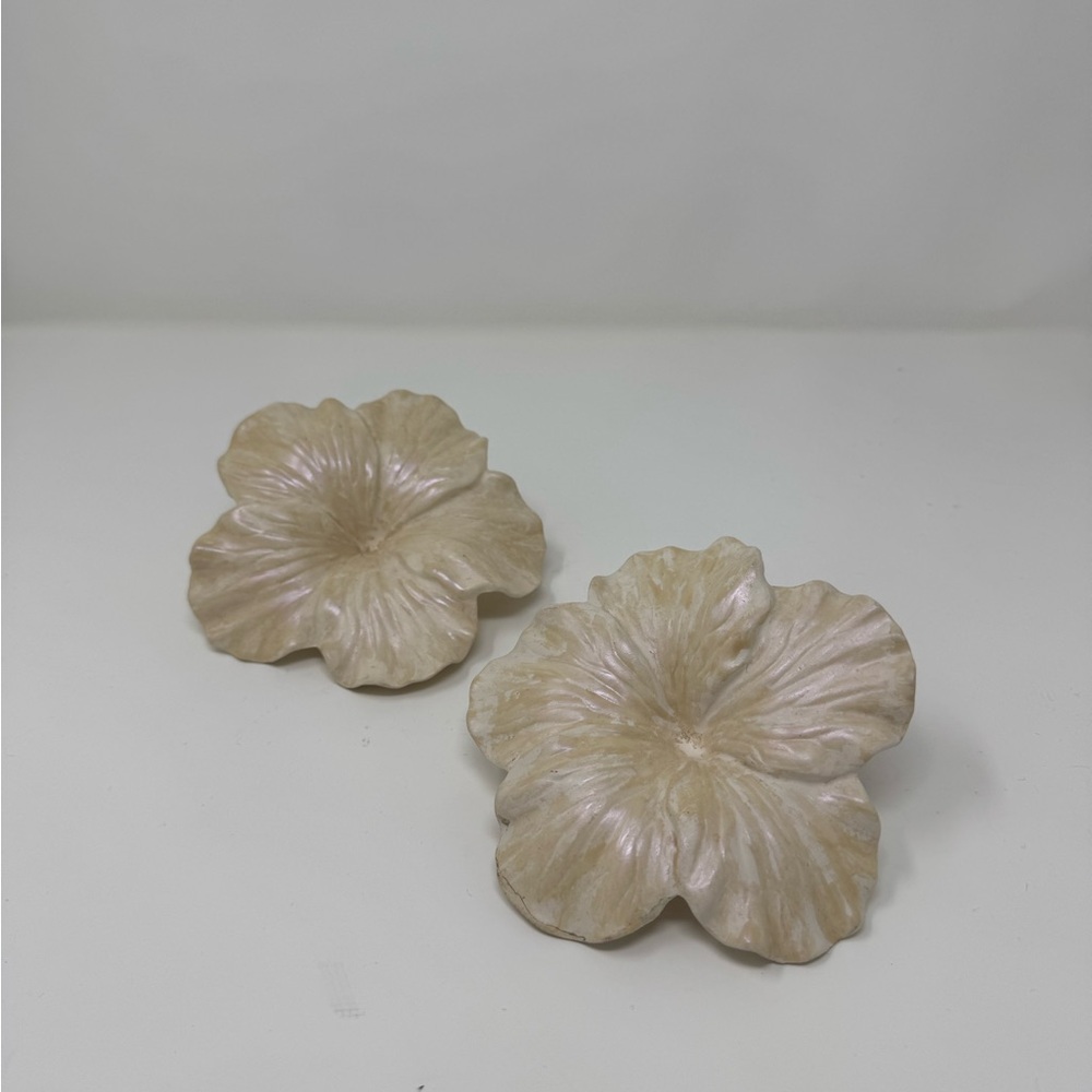 Vintage Jamar Mallory Ceramic Iridescent Flowers